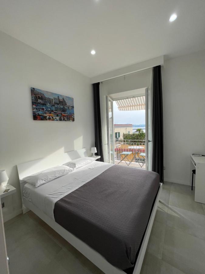 Terrazza Don Mario Bed&Breakfast Pozzuoli Buitenkant foto